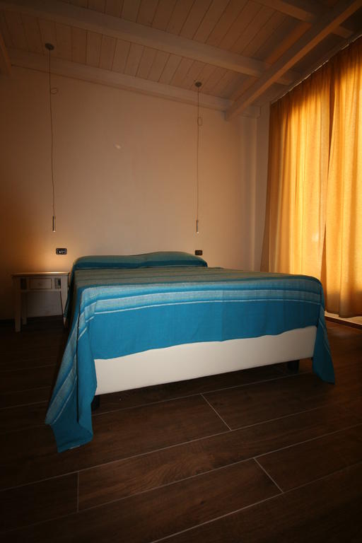 Villa La Conchiglia Rooms Cala Liberotto Δωμάτιο φωτογραφία