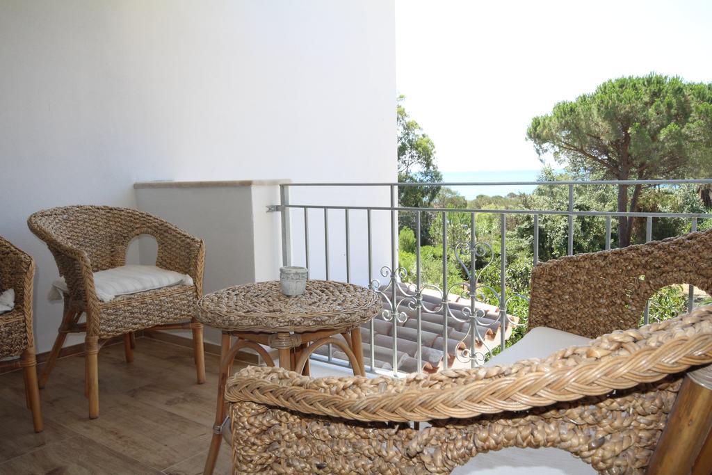 Villa La Conchiglia Rooms Cala Liberotto Εξωτερικό φωτογραφία